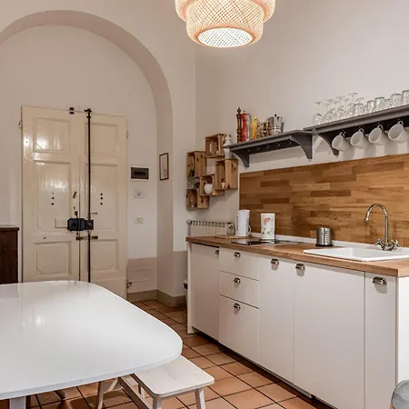 Amazing In Santa Croce Appartement Florence